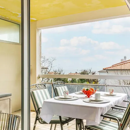 Le Garden By Interhome Apartament Royan